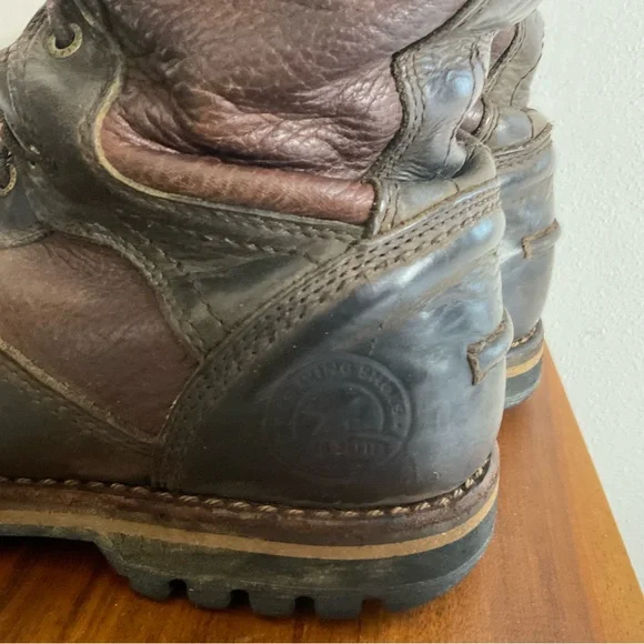 Red Wing Irish Setter 200g Elk Tracker Outdoor GoreTex Boots Mens Size 12